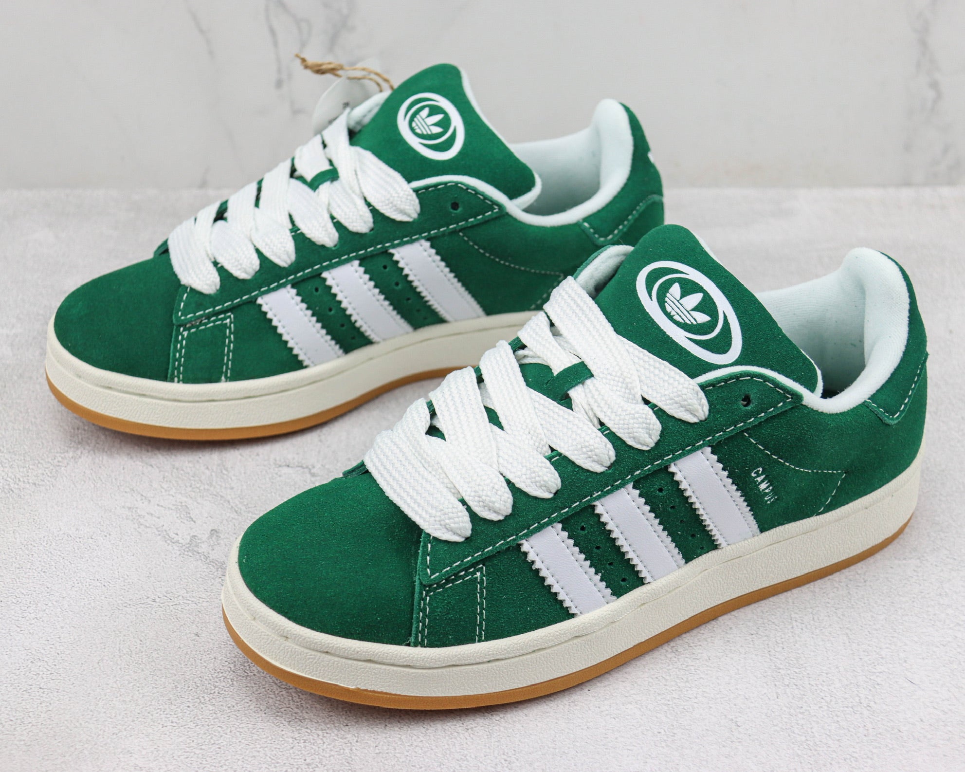 Suede Classic Trainer 00s Dark Green Cloud White