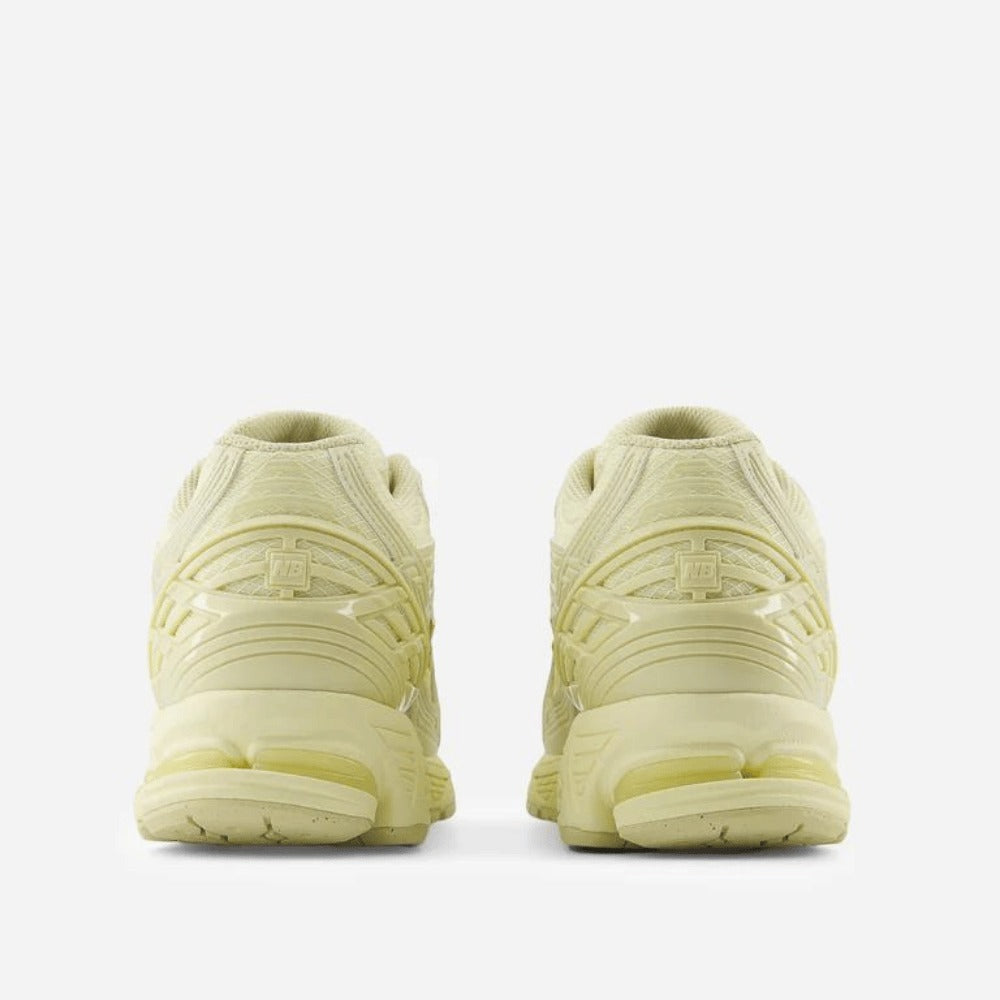 1906U Butter Yellow