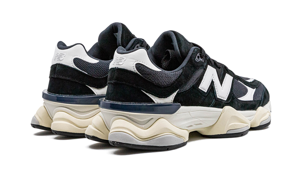 Tech 9060 Black White