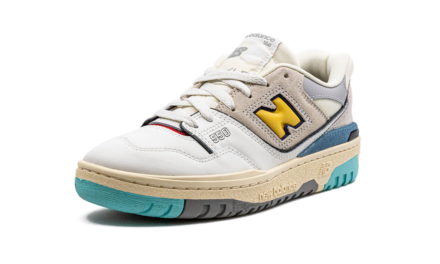 Court 550 Sea Salt Yellow
