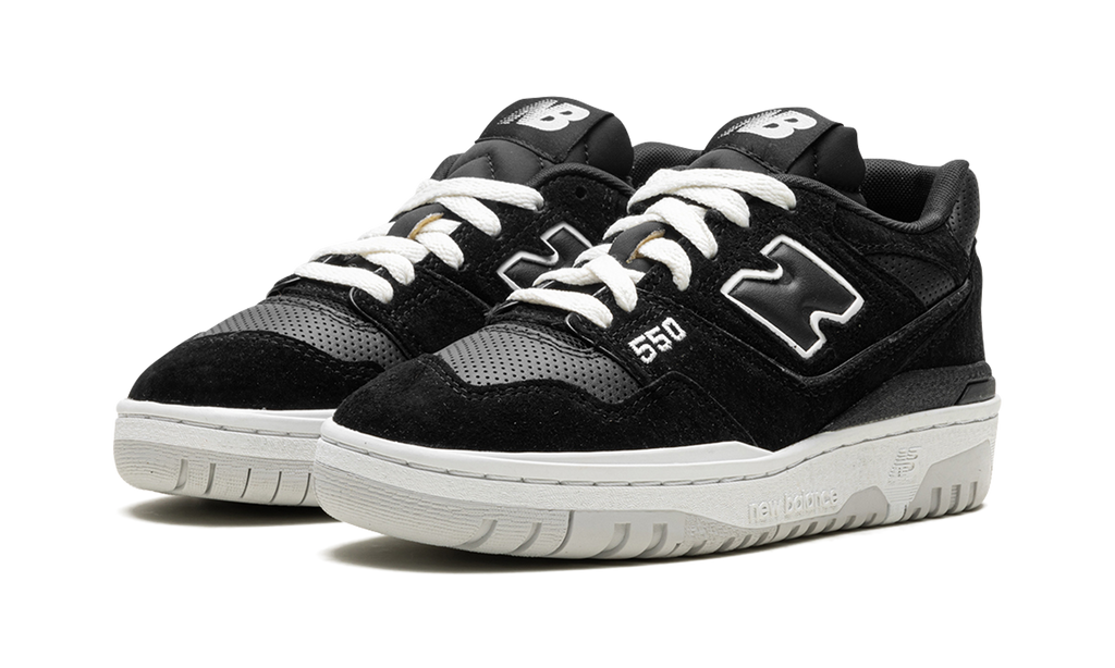 Court 550 Black Suede Classic