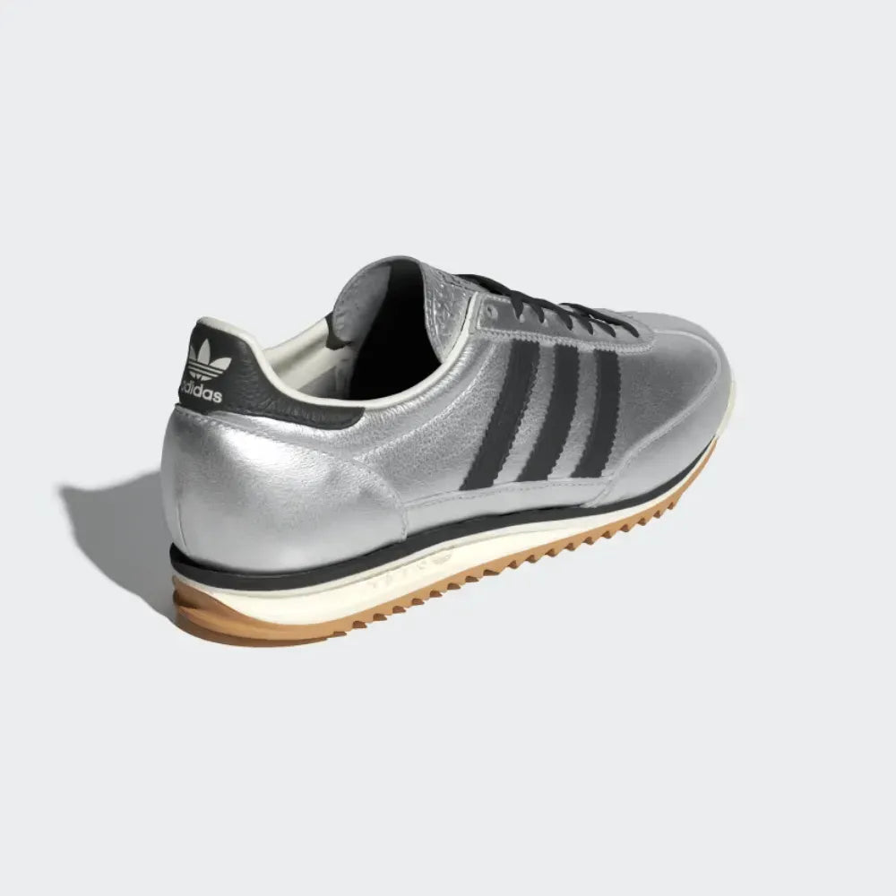 Tech Trainer 72 OG Silver Metallic Collegiate Navy