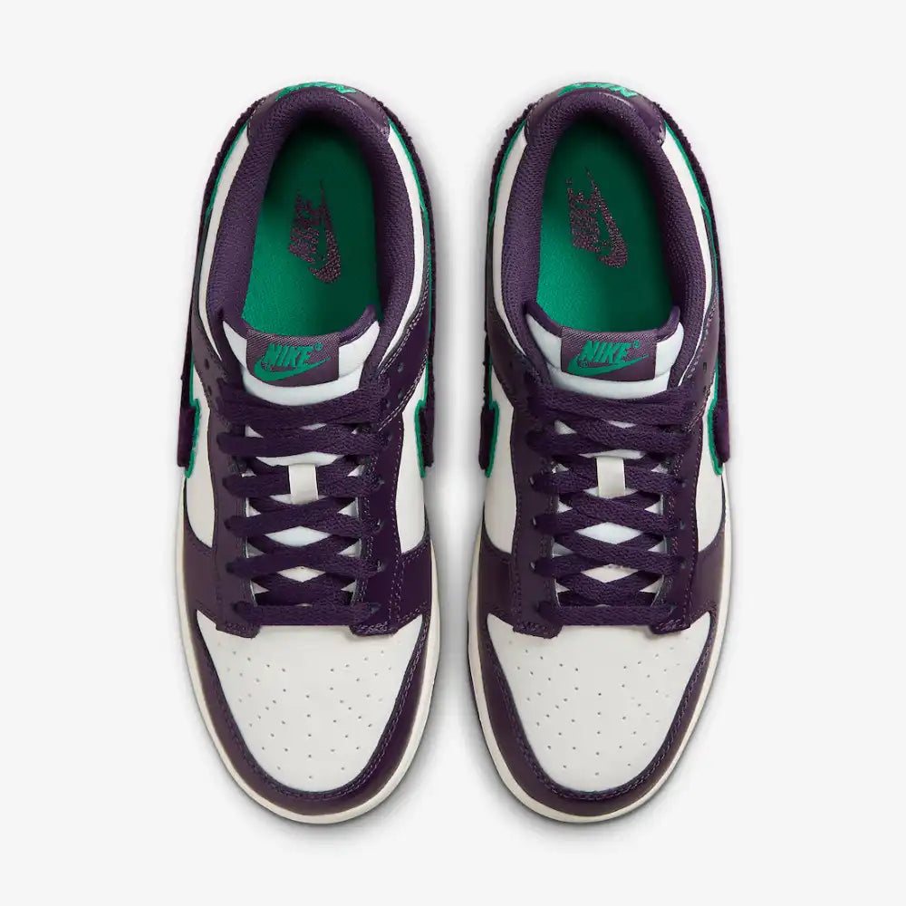 Court Low Chenille Swoosh Sail Grand Purple