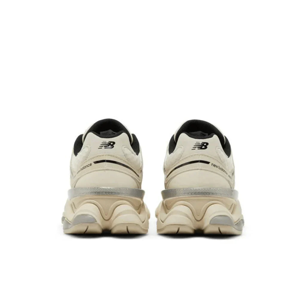Tech 9060 Turtledove Black Silver