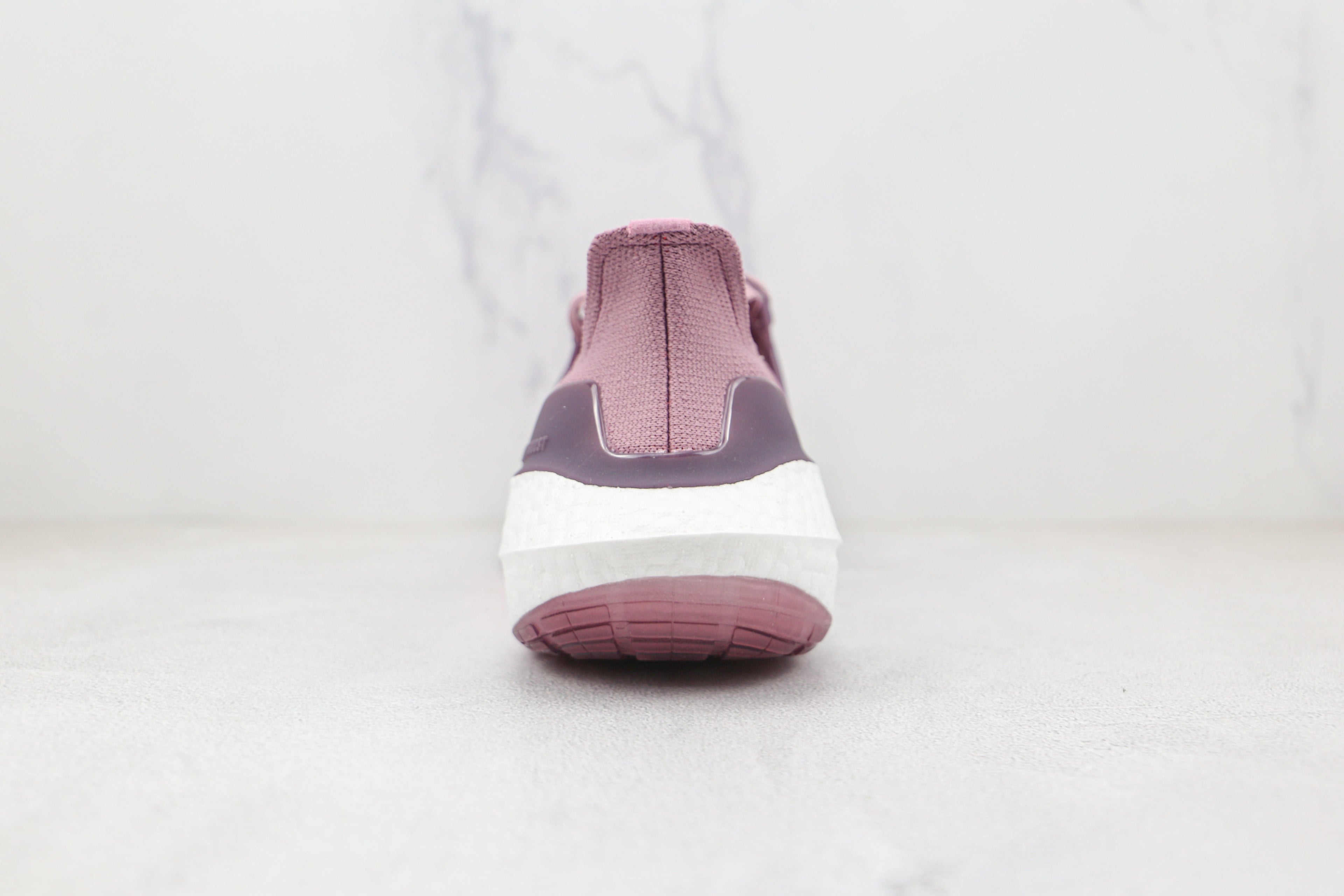 UltraBoost 22 Magic Mauve