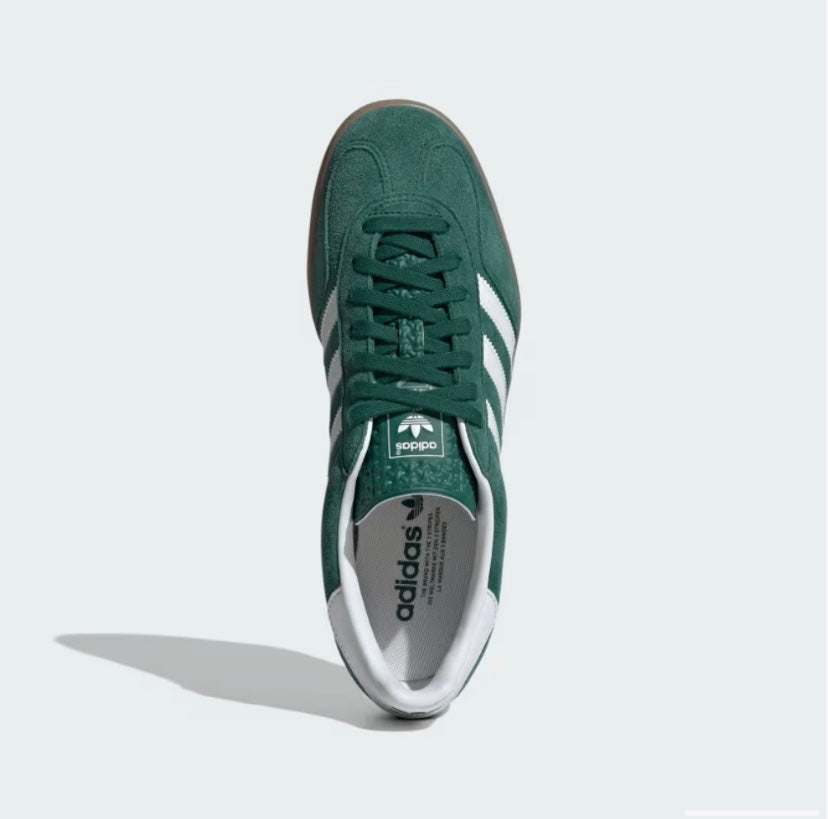 Vintage Trainer Indoor Collegiate Green Gum