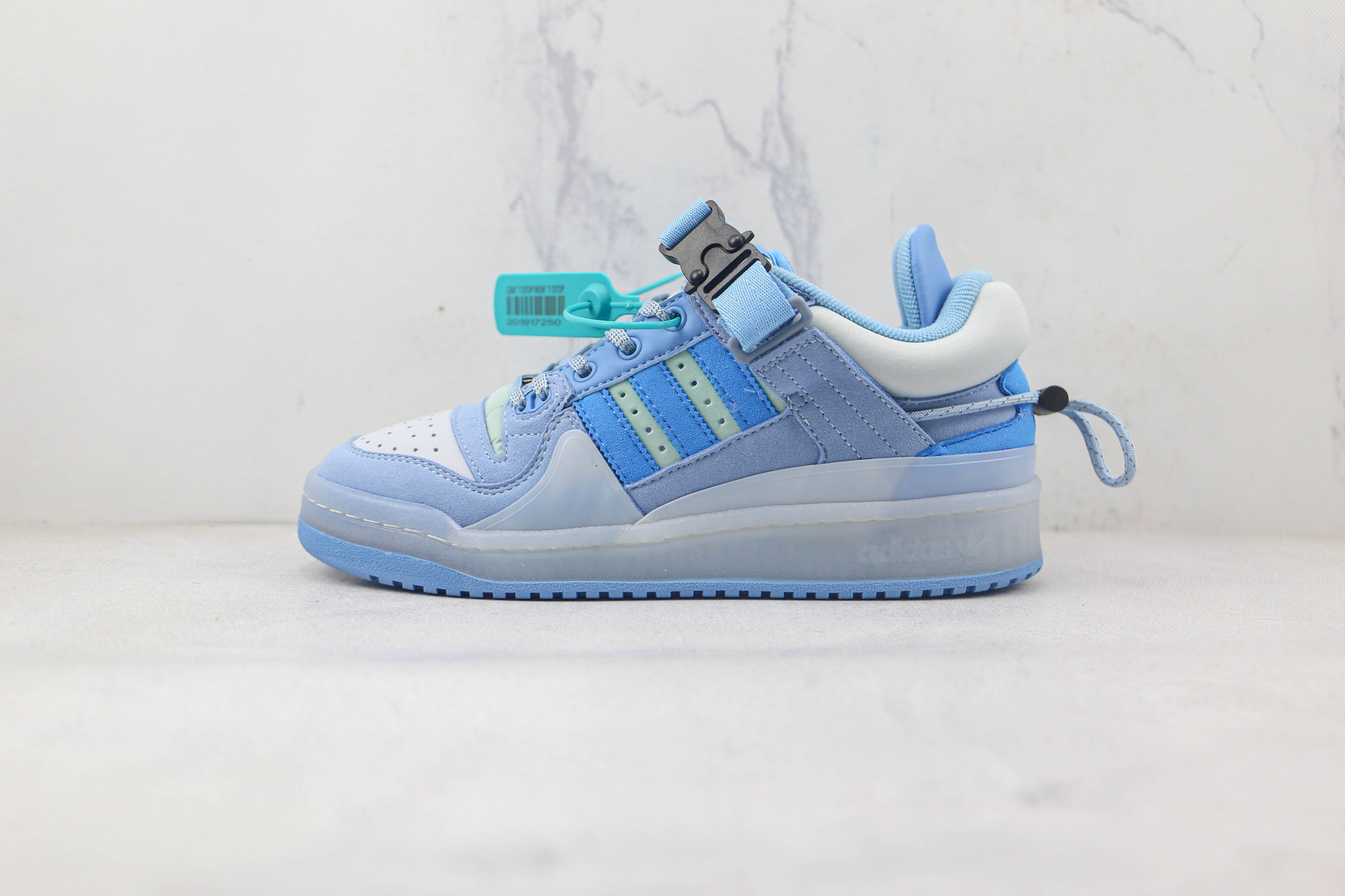 Bad Bunny Blue Tint
