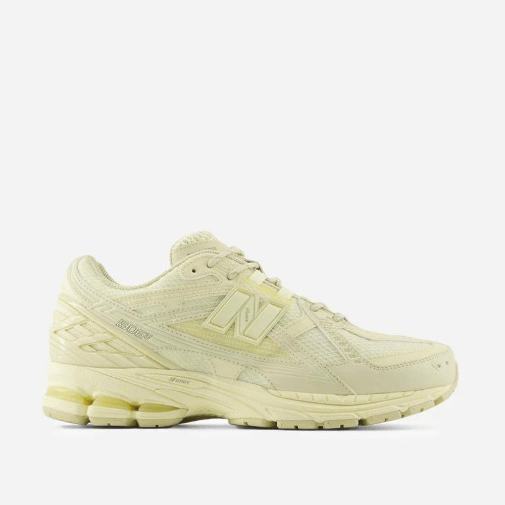 1906U Butter Yellow