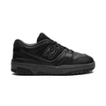 Court 550 Triple Black