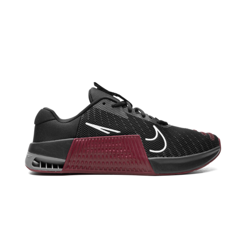 Metcon 9 TB Black Maroon