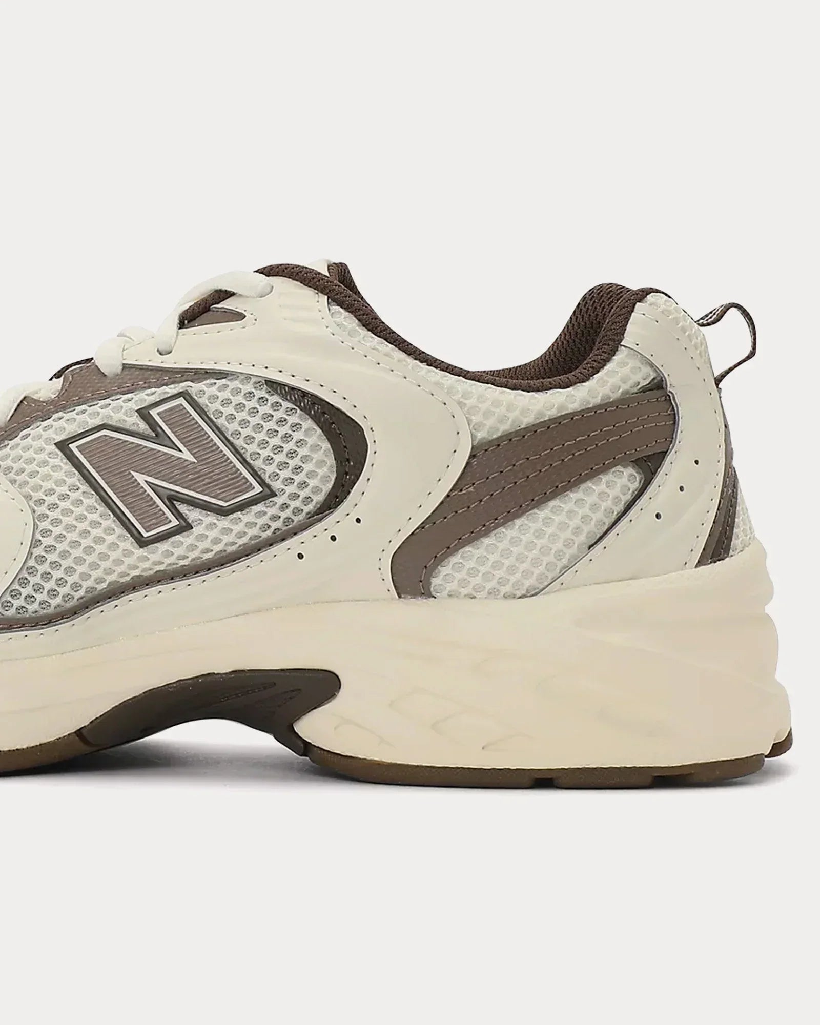 Runner 530 Turtledove Mushroom