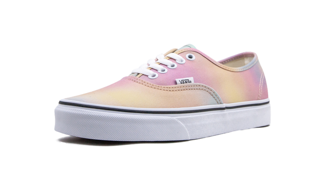 Canvas Low Canvas Low