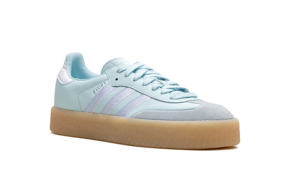 Sambae Almost Blue Silver Metallic Gum