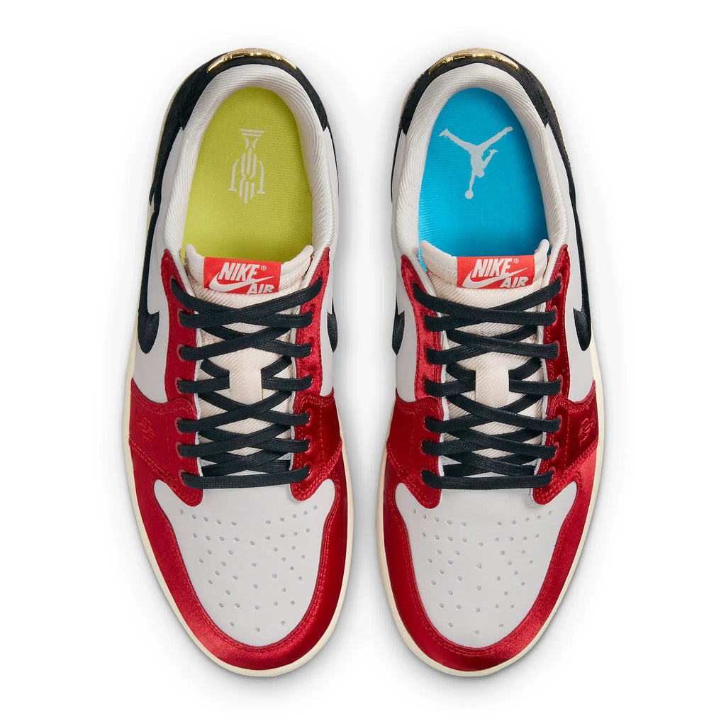 Trophy Room X Retro 1 Retro Low OG SP Rookie Card Away