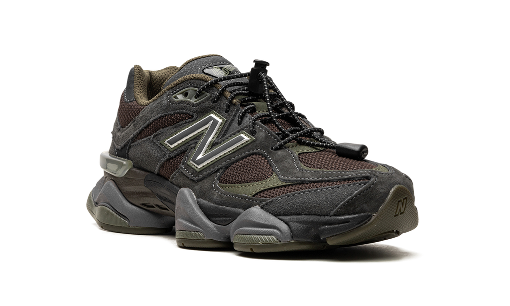 Tech 9060 Blacktop/Dark Moss/Black