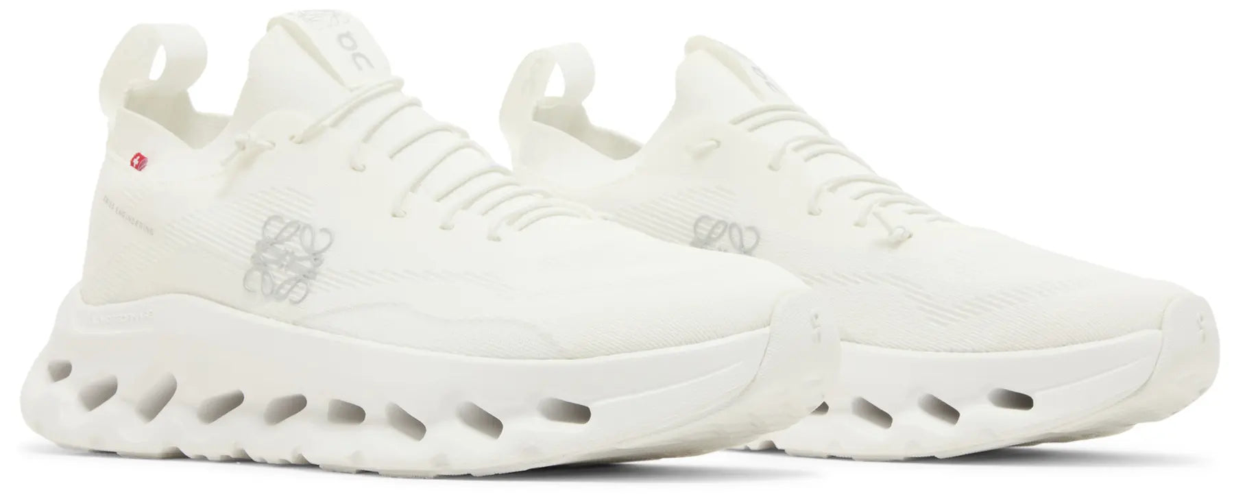 On x LOEWE Cloud Tilt'White'