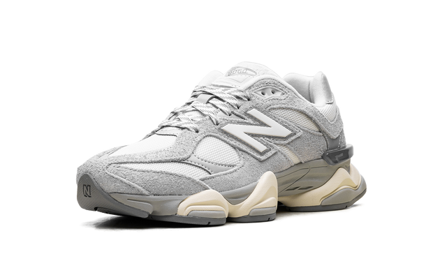 Tech 9060 Light Grey White