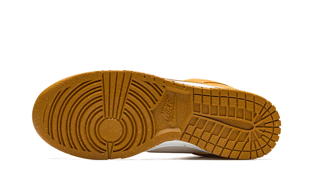 Court Low Next Nature Phantom Gold Suede Classic