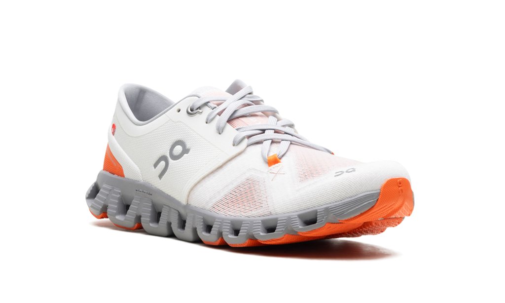 Cloud Trainer 3 Ivory Alloy