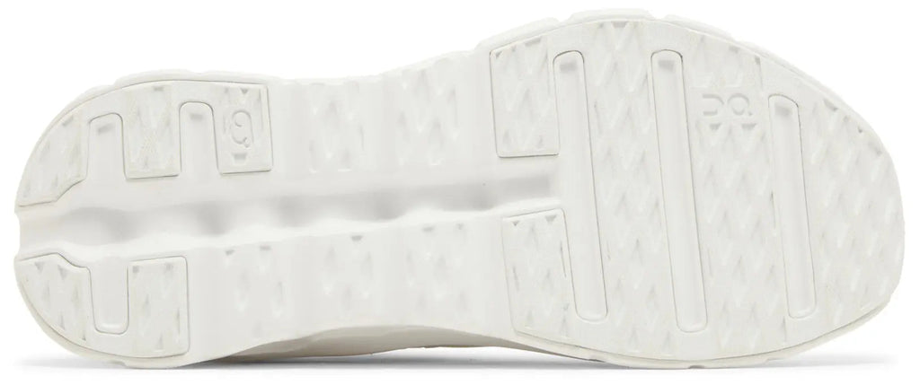On x LOEWE Cloud Tilt'White'