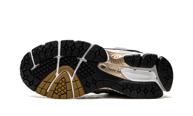 Tech 1906"White / Gold"