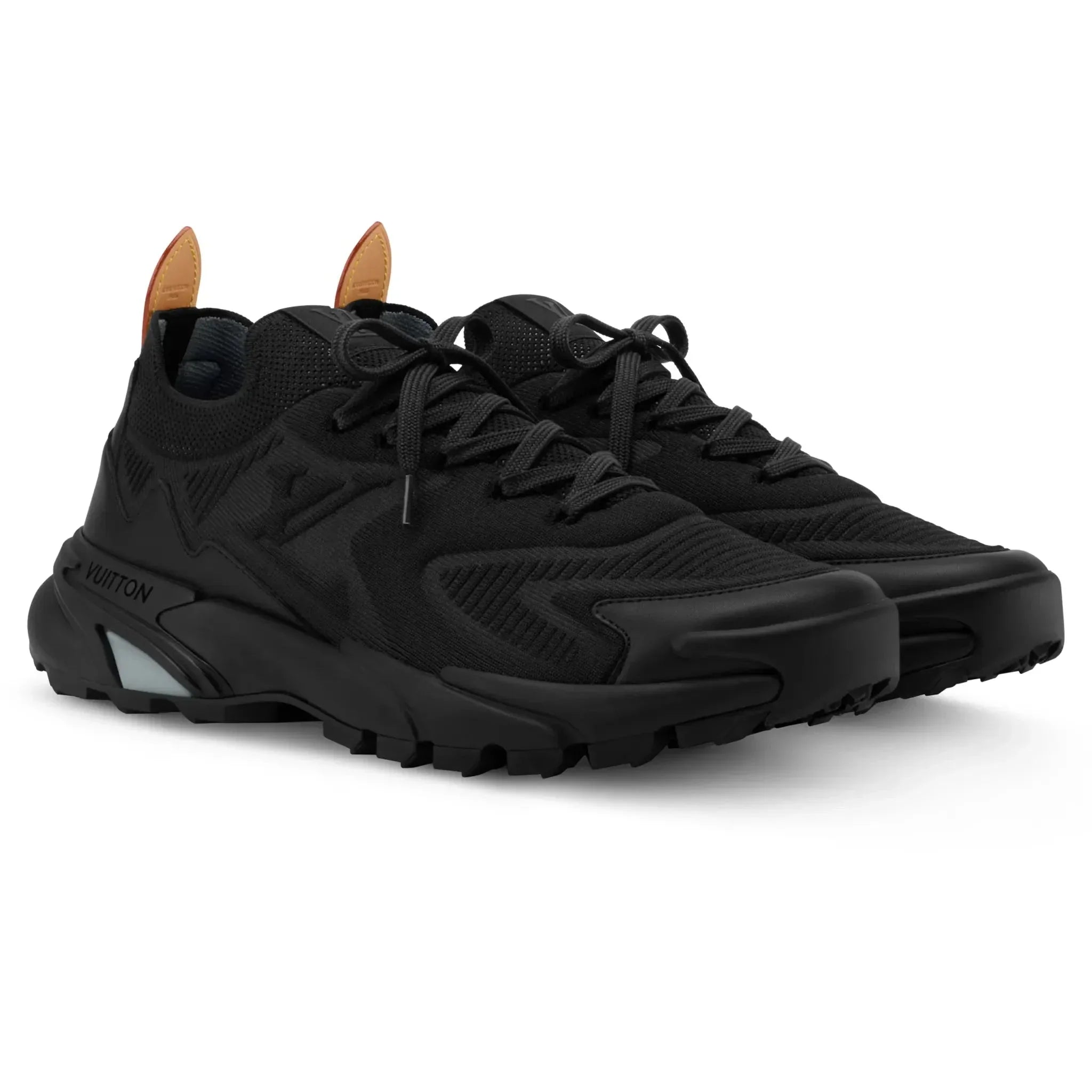 Runner Tatic Triple Black
