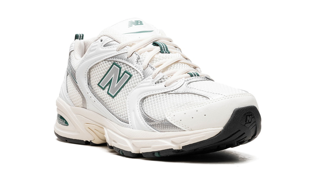 Runner 530 Sea Salt Marsh Green