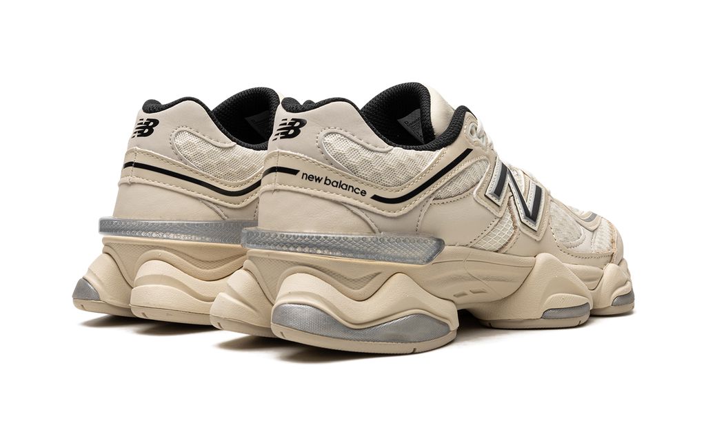 Tech 9060 Turtledove Black Silver Metallic