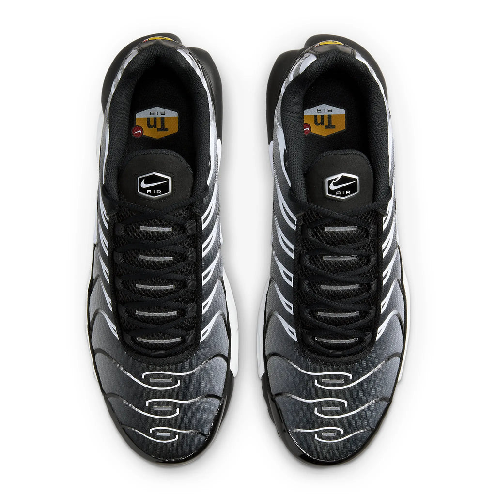 TN Runner Max Plus Black Metallic Silver