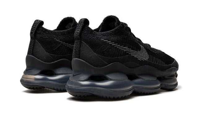Runner Max Scorpion FK Triple Black