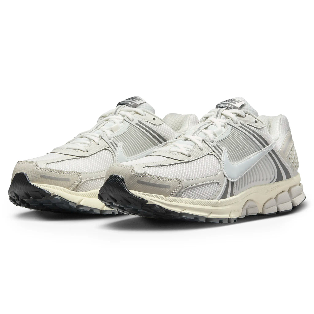 Air Zoom Cushion Runner 5 Platinum Tint