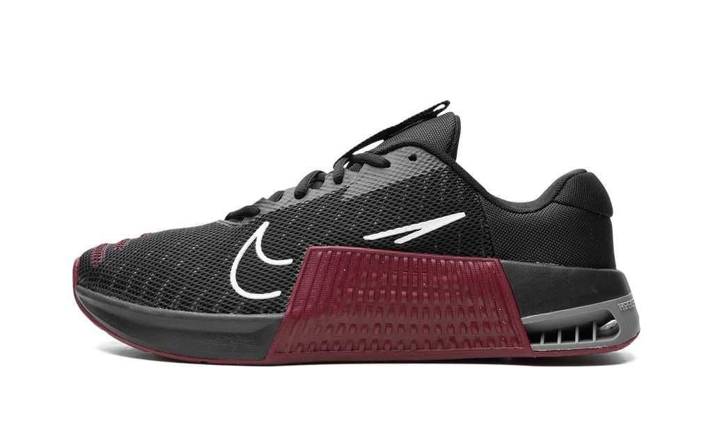 Metcon 9 TB Black Maroon