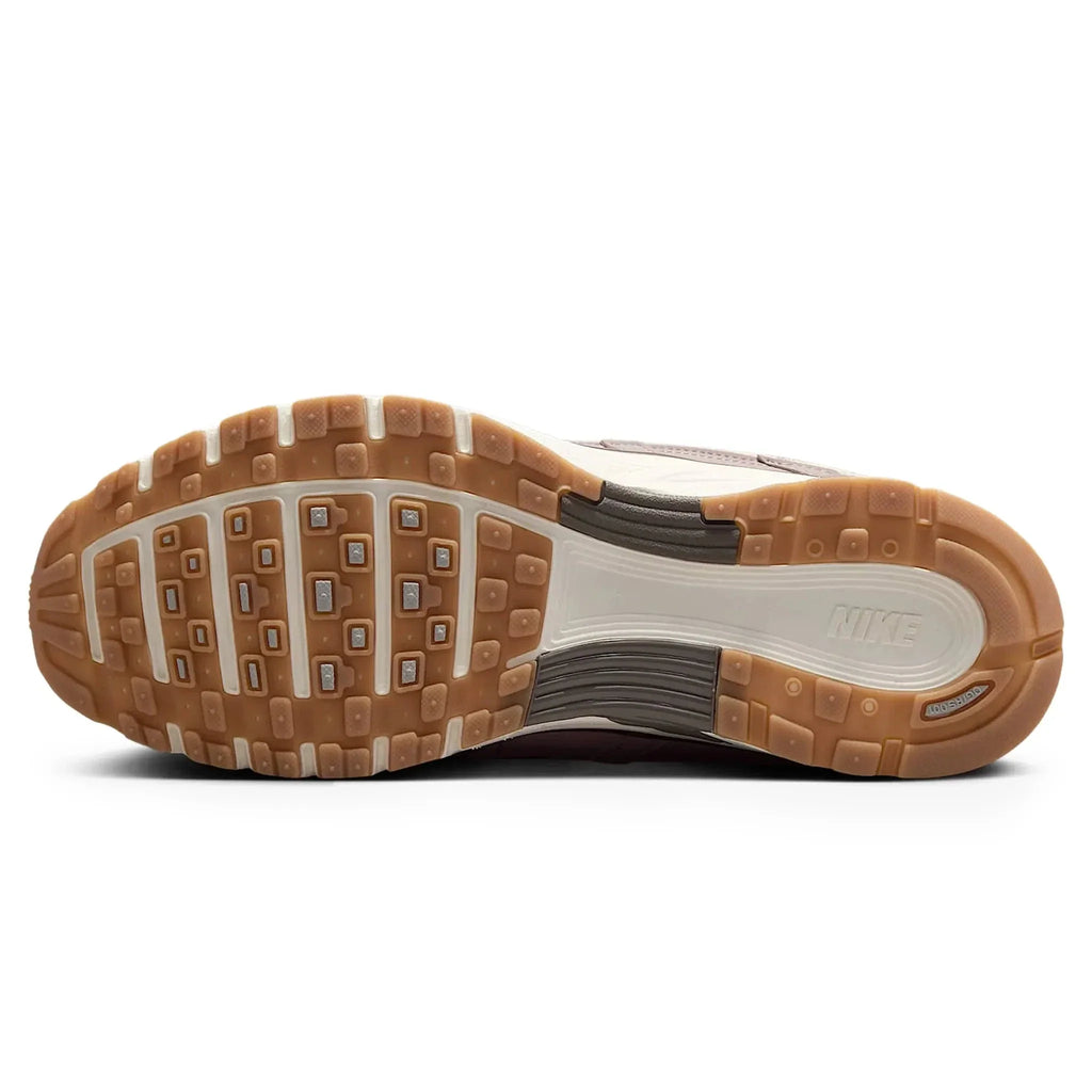 P-6000 SE College Grey Light Orewood Brown