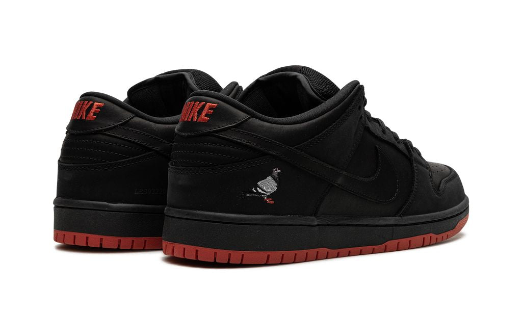 Skate Court Low Black Pigeon