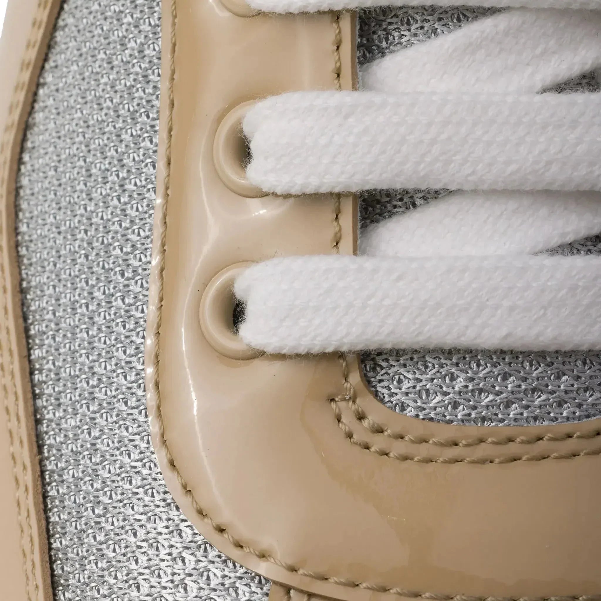 Americas Cup Logo Patch Patent Beige Sneaker