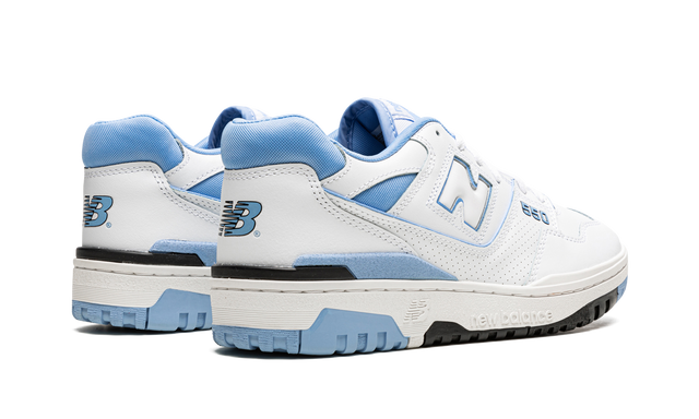 Court 550 White Carolina Blue