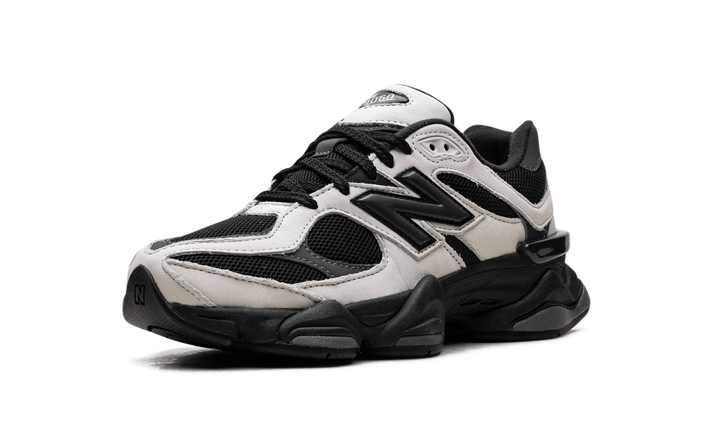 Tech 9060 Black