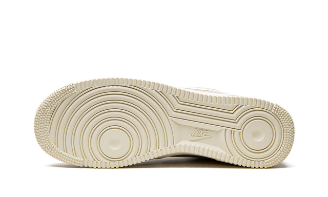Classic Court 1 Certified Fresh Rattan