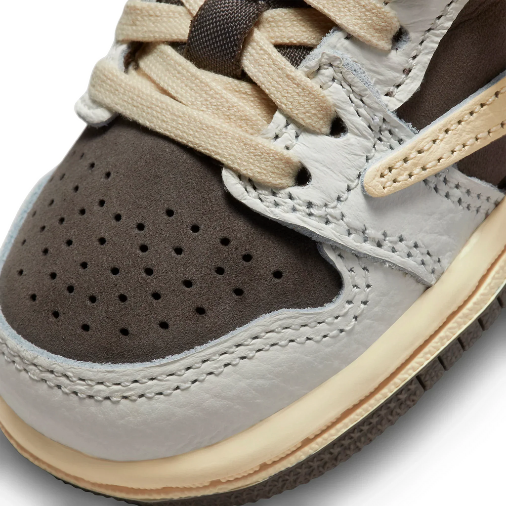 x Retro 1 Low OG SP Reverse Mocha (TD)