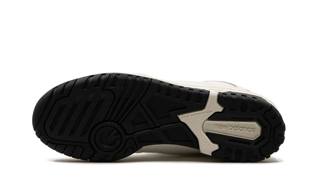 Court 550"SEA SALT"