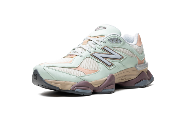Tech 9060 Clay Ash